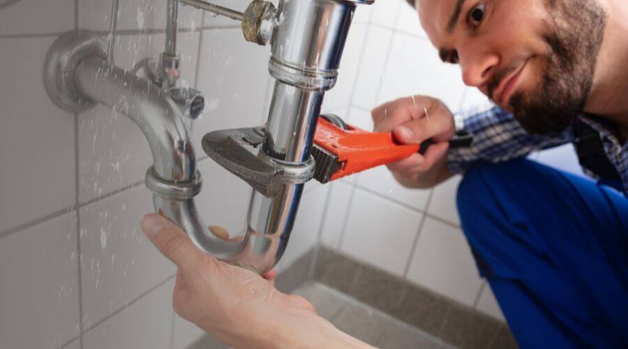 Professional same day plumber services in Palmdale, FL